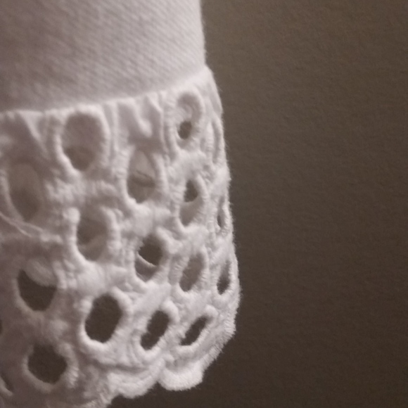 J Crew tank with Crochet hem XL - Picture 3 of 4